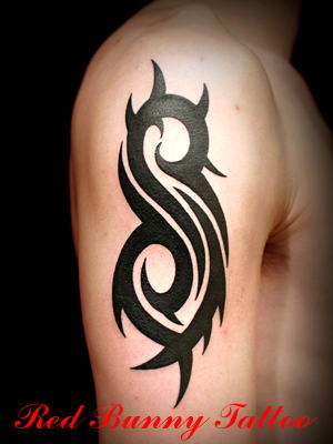 gCo ^gD[ tribal tattoo